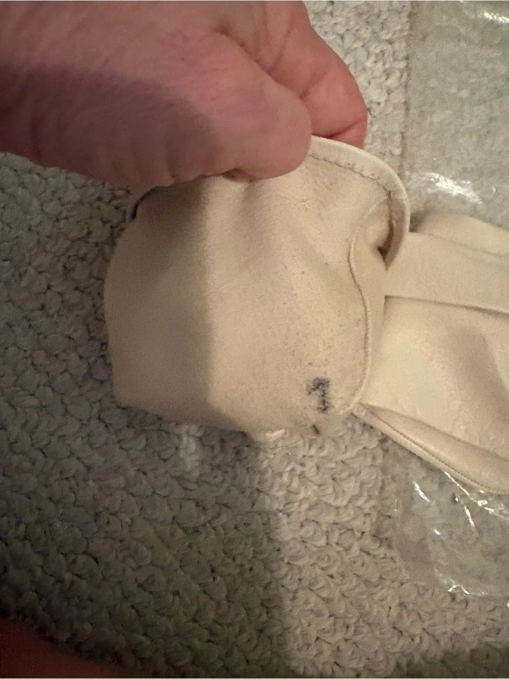 Vintage lamb Long Cream Women's Leather Gloves - size 7 yummy